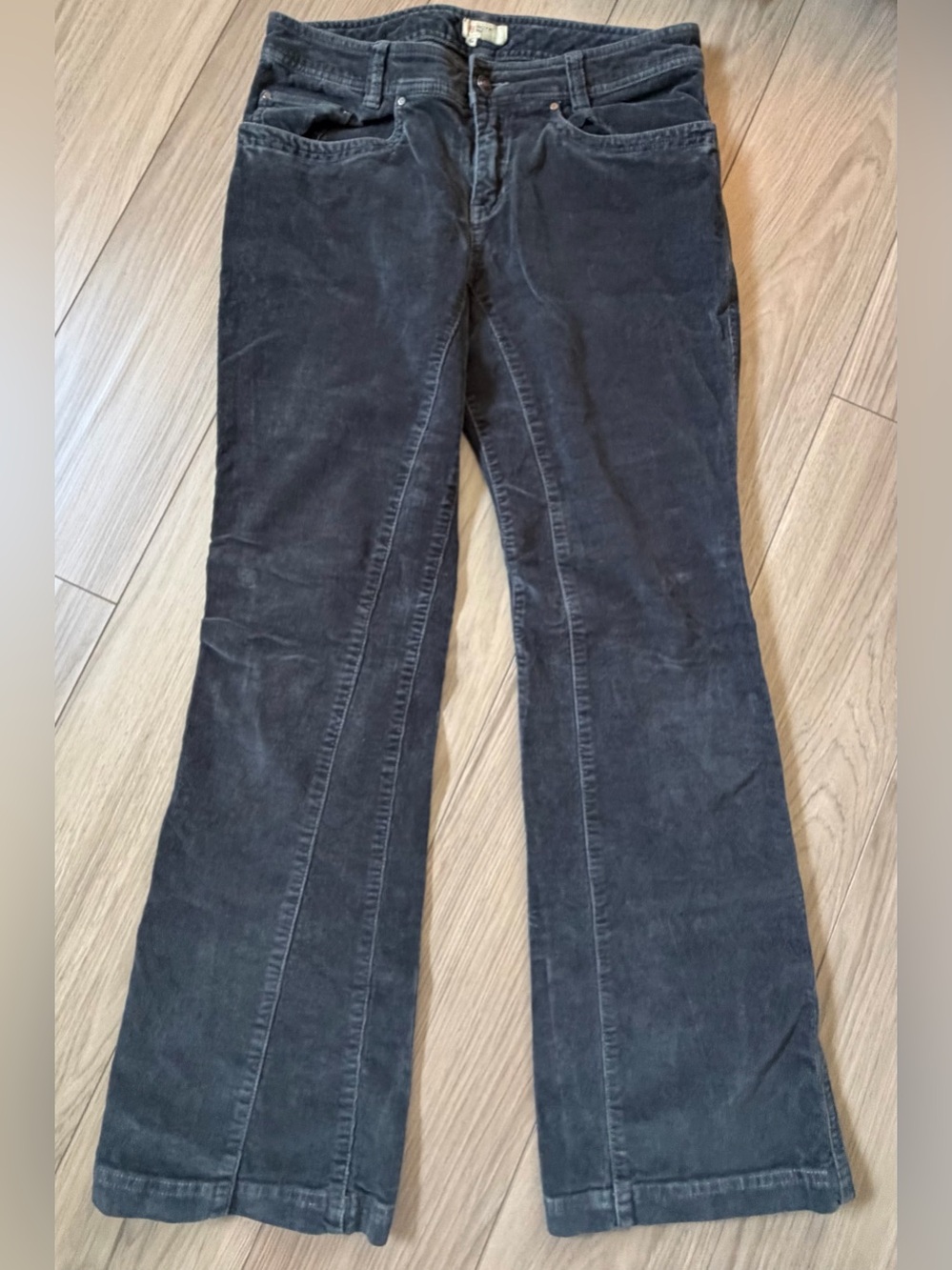 Royal Robbins Women's Dark Gray Corduroy Bootcut Stretch Jeans Sz 10